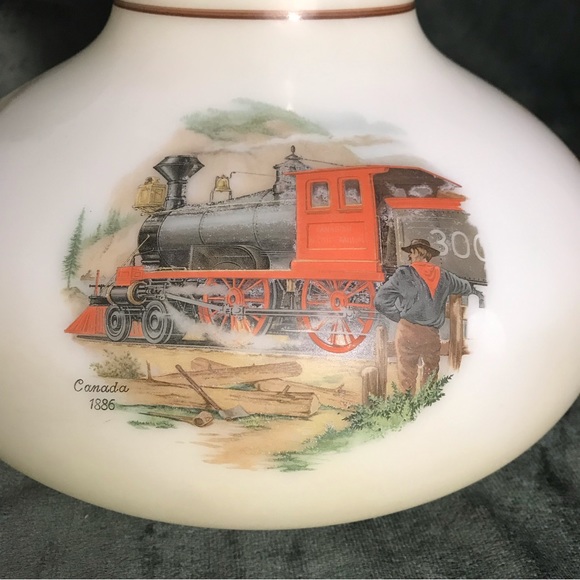 Vintage Lamp Shade Ruffled Milk Glass Train History Scenes 6.75” GWTW - Picture 9 of 16